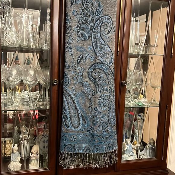 PASHMINA Printed Scarf – No Tag - Picture 1 of 3
